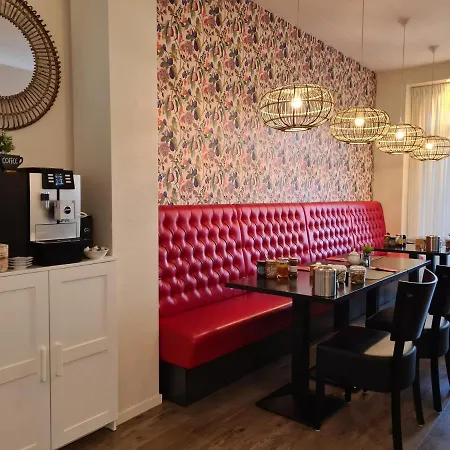 Bed & Breakfast Boutique De Raetskamer *